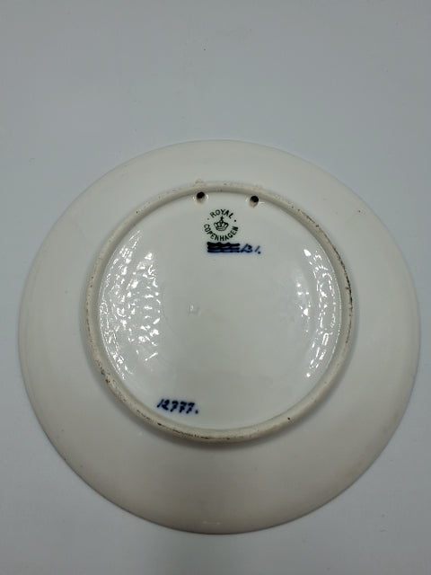 Royal Copenhagen Juleplatte 1916